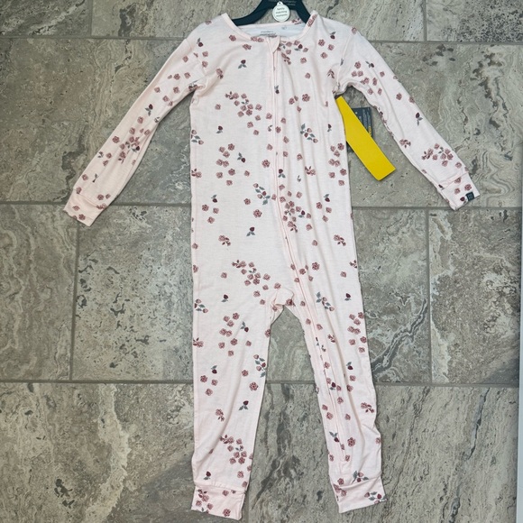 Modern Moments Other - NWT Size 5T Modern Moments Pink Floral Onesie Pajamas
